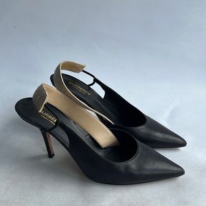 Burberry black leather Slingback pumps Burberry Logo.